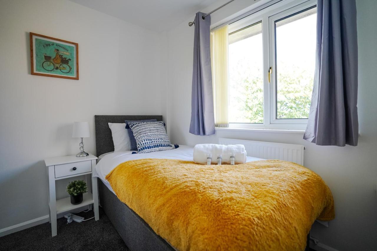 2br-gayton Apt-free Parking-wifi-full Kitchen-workers Apartment *