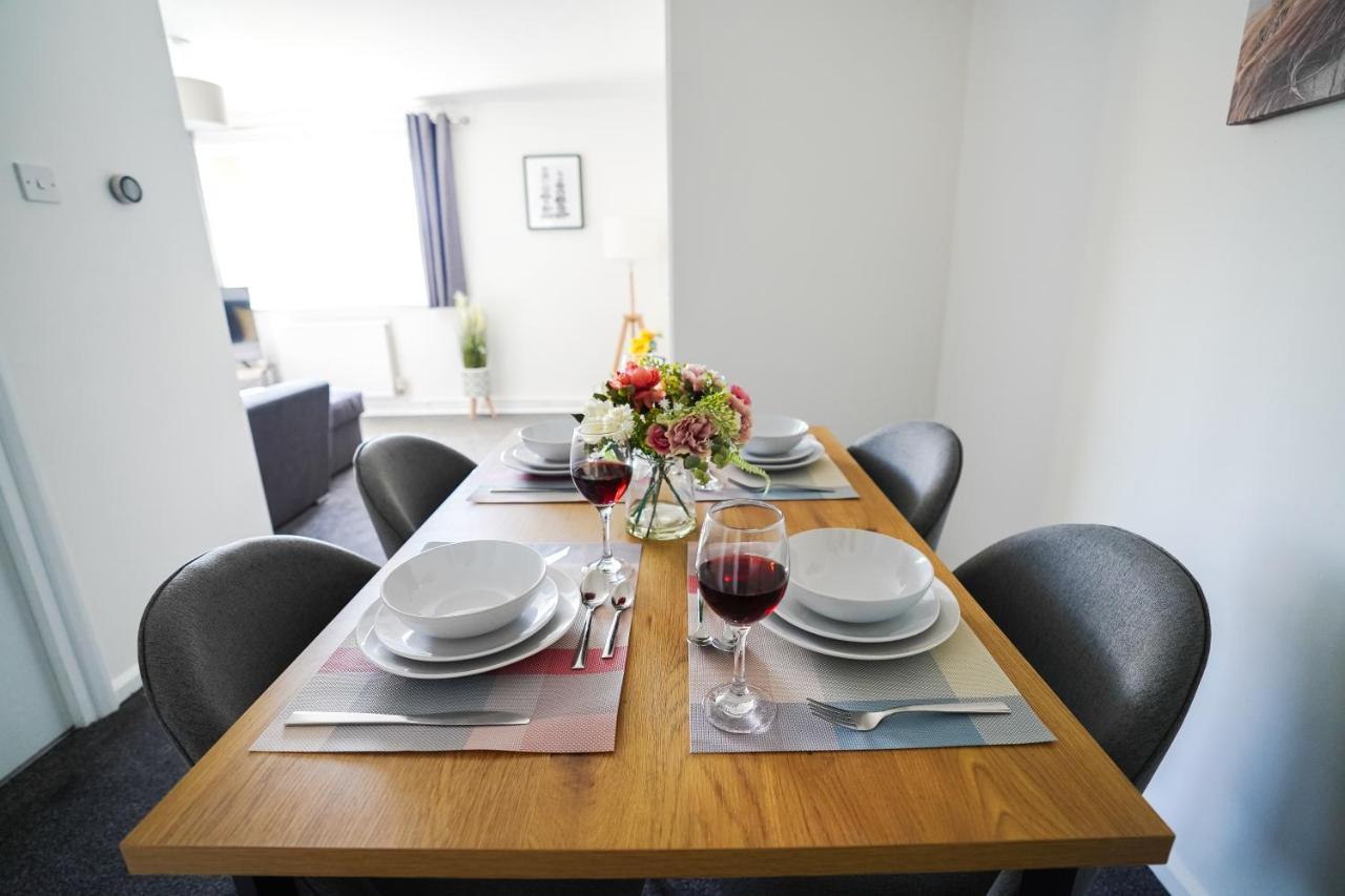 2br-gayton Apt-free Parking-wifi-full Kitchen-workers Apartment *