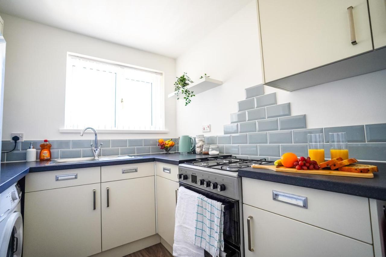 2br-gayton Apt-free Parking-wifi-full Kitchen-workers Doncaster