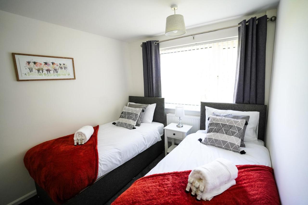 2br-gayton Apt-free Parking-wifi-full Kitchen-workers Apartment